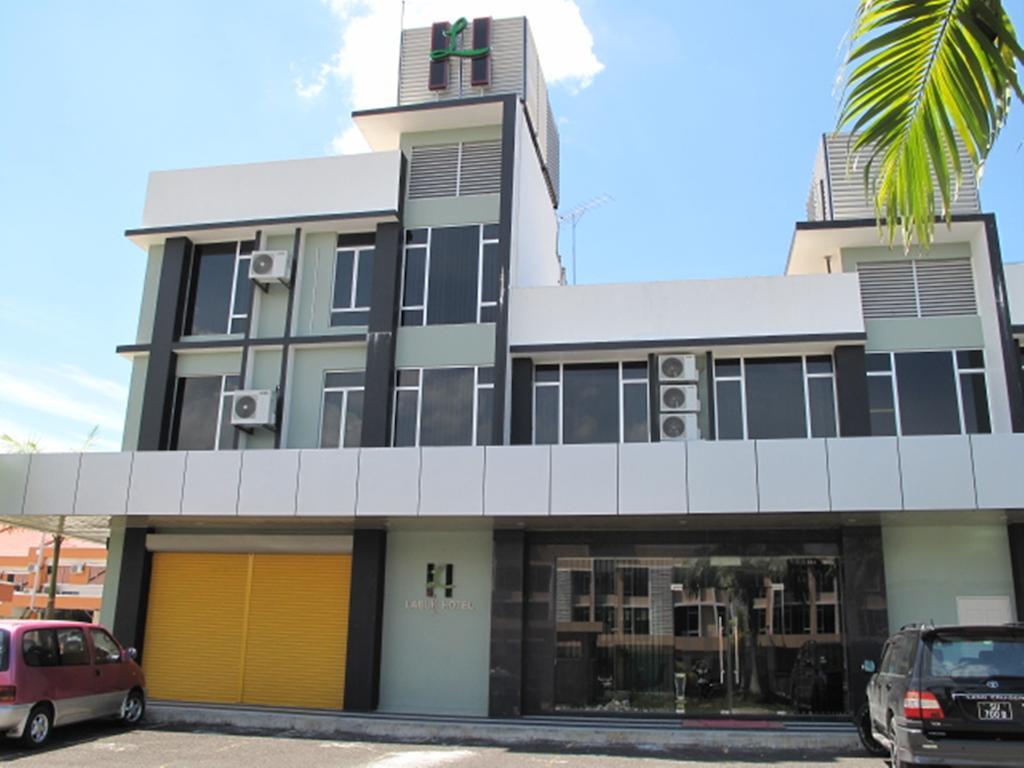 Labuk Hotel Sandakan Esterno foto