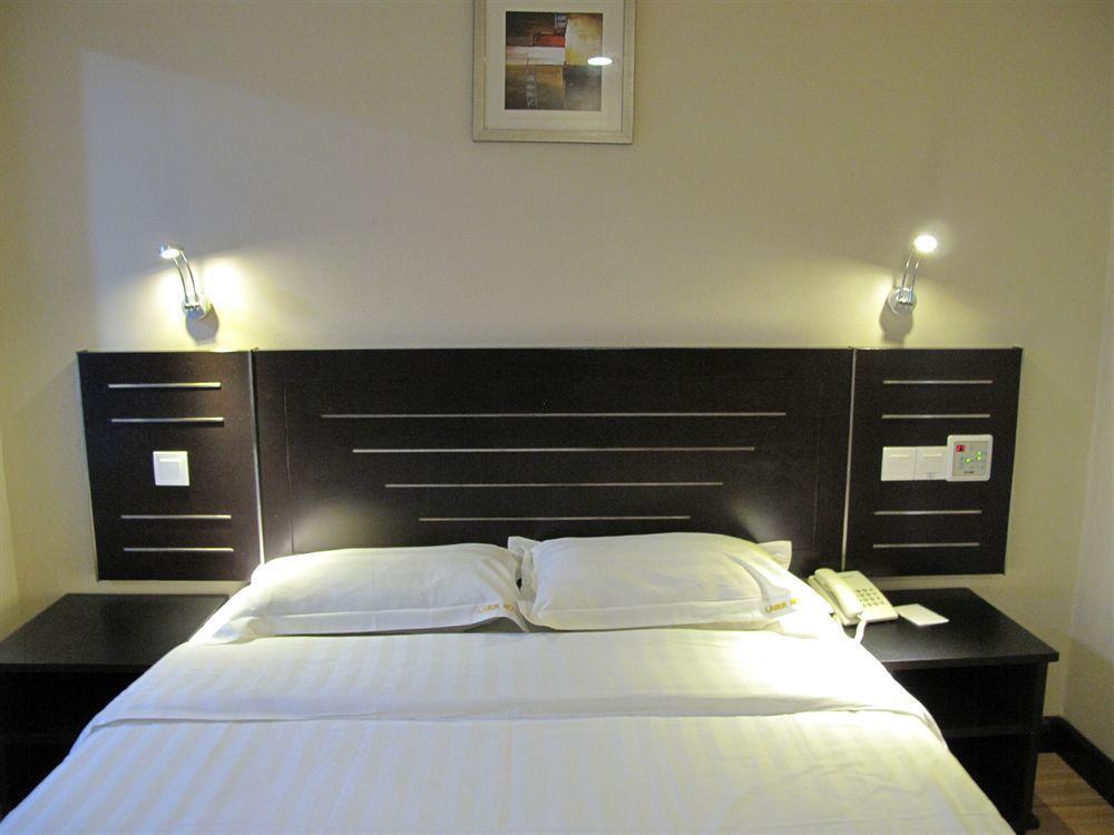 Labuk Hotel Sandakan Esterno foto