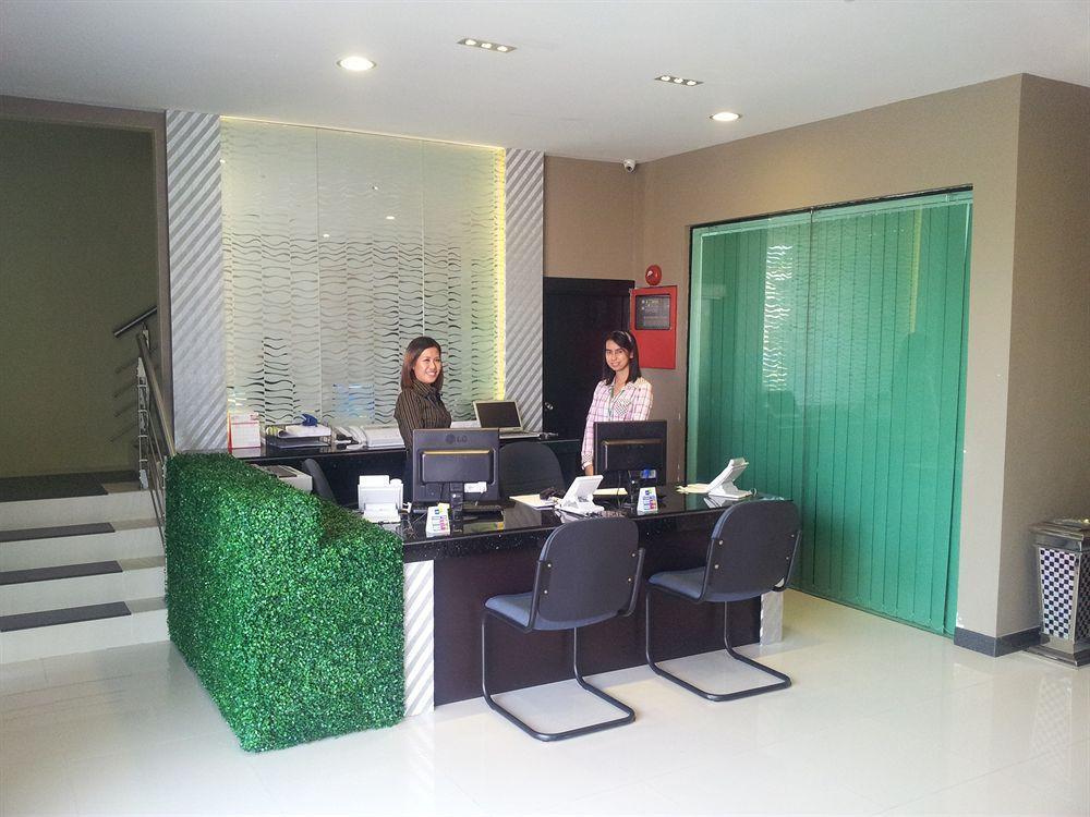 Labuk Hotel Sandakan Esterno foto
