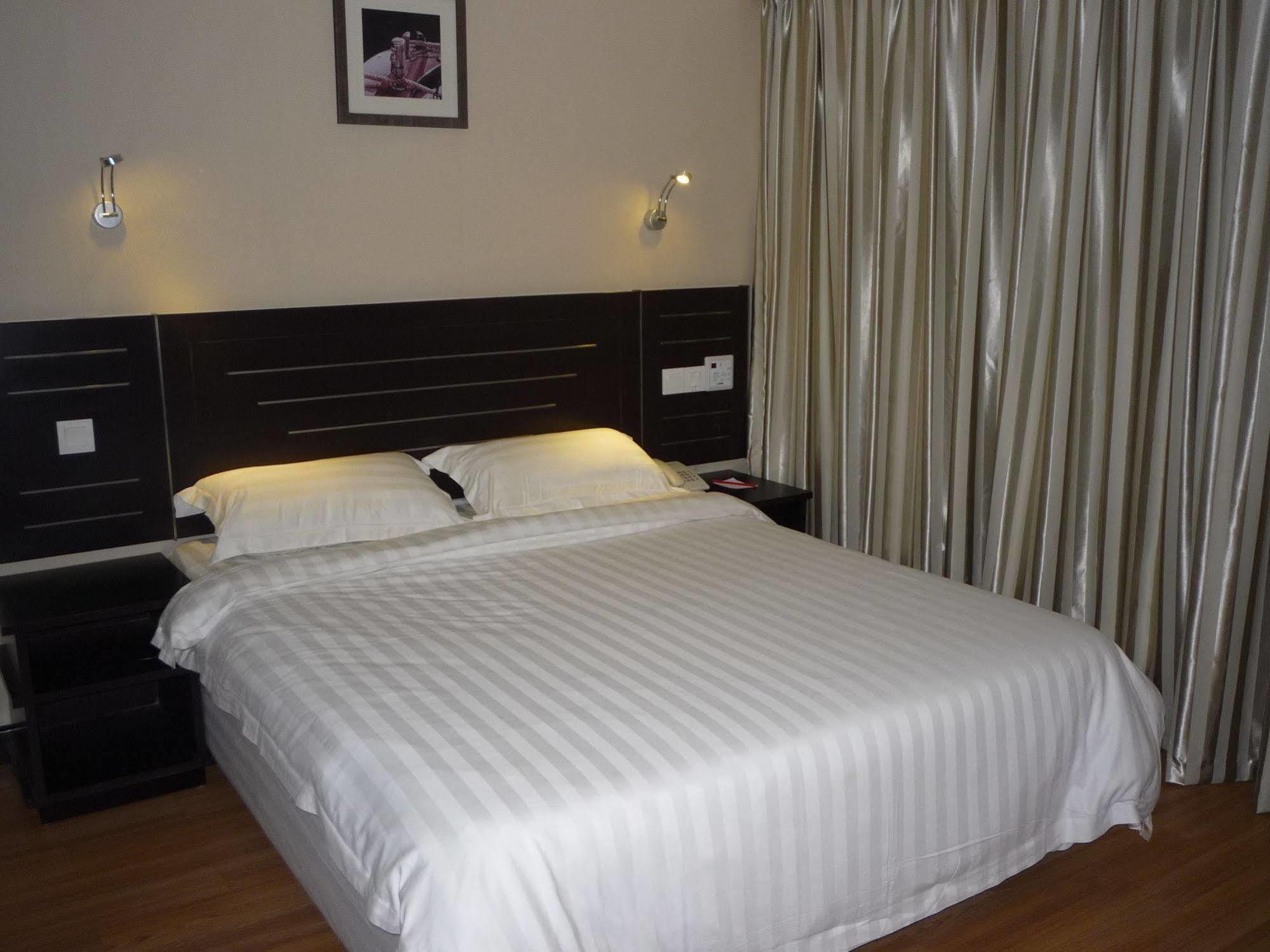 Labuk Hotel Sandakan Esterno foto